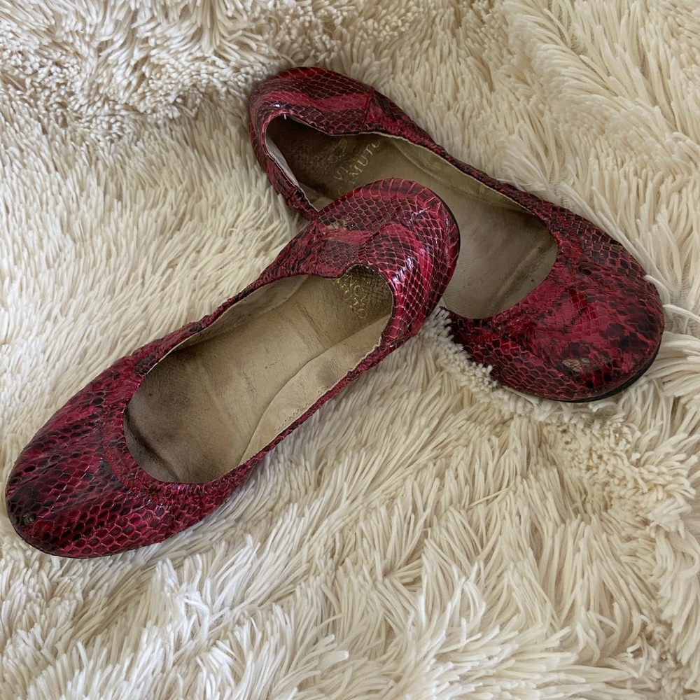 Vince Camuto Snake Skin Ballet Flats Size 36